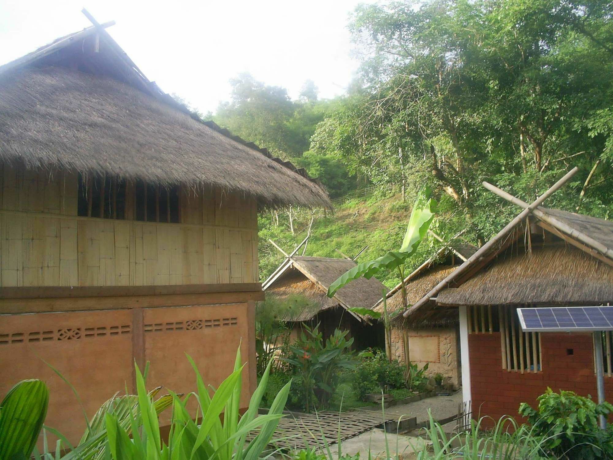 Hill Tribe Art House Apartment Chiang Rai Exterior photo